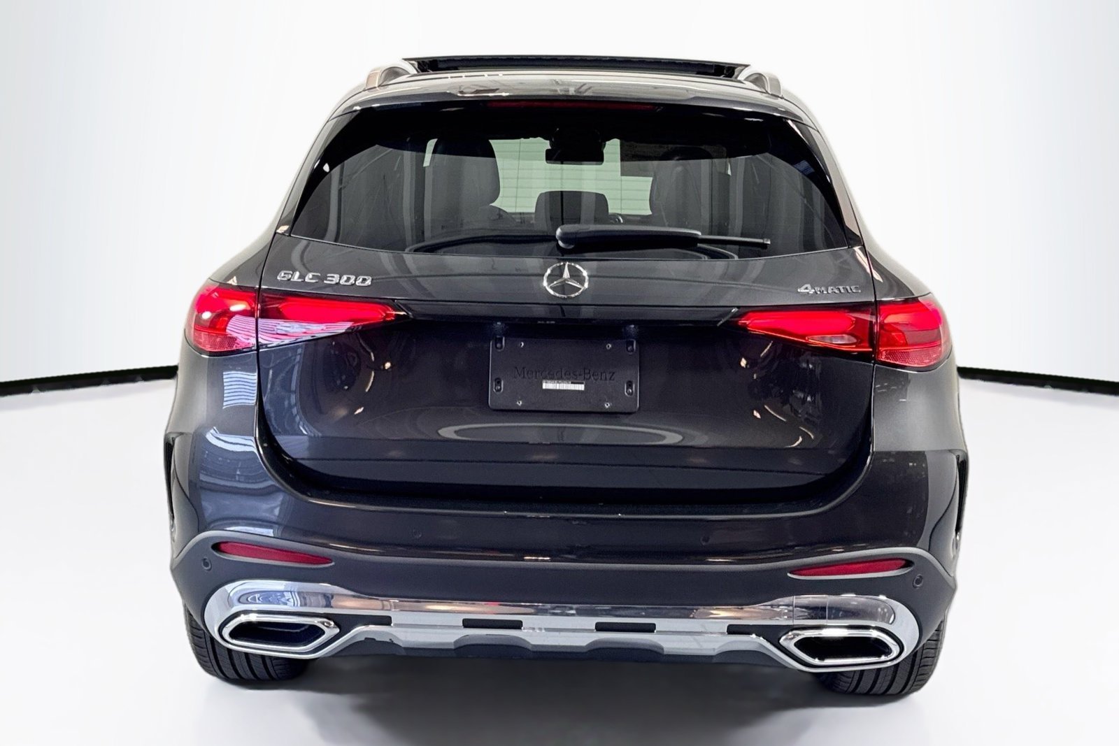New 2026 Graphite Grey Metallic Mercedes-Benz GLC 300 image 6