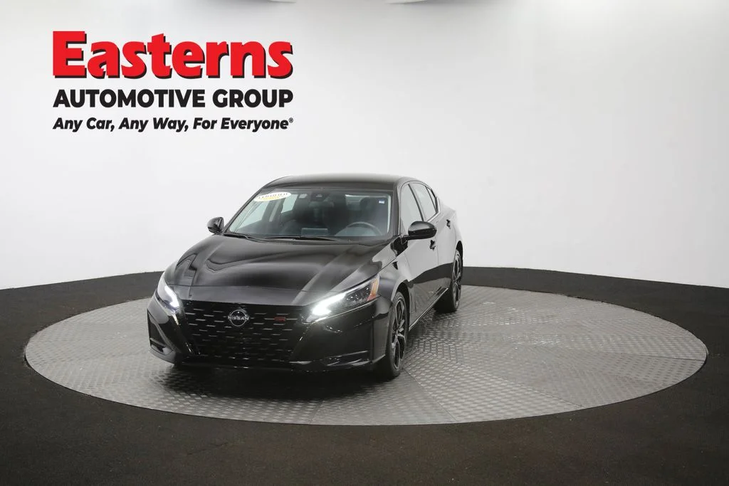 Used 2023 Black Nissan 2.5 SR image 57