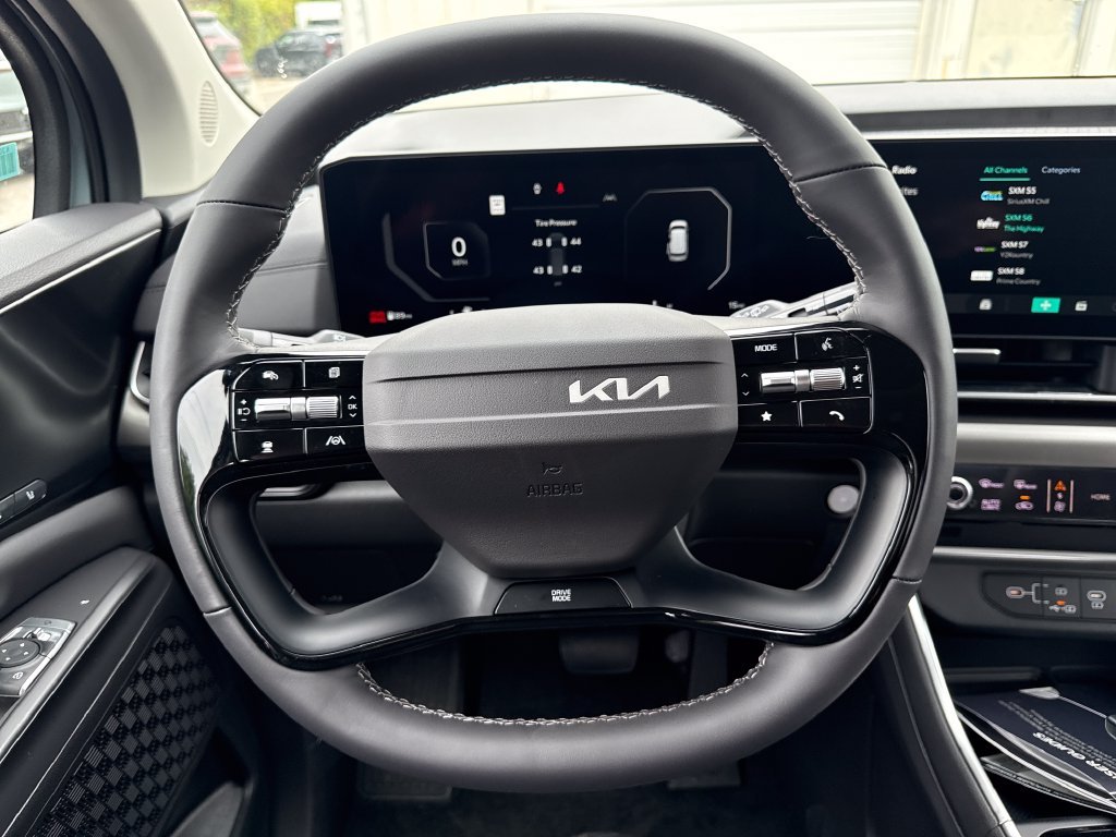 New 2027 Green Kia SX image 18