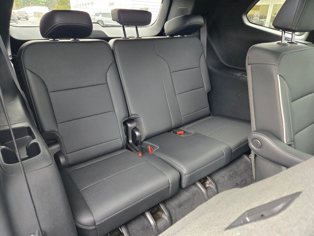 2025 Buick Enclave Preferred - Photo 12