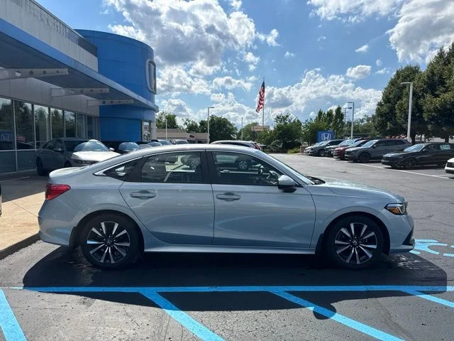 Certified Used 2023 Morning Mist Metallic Honda EX image 4