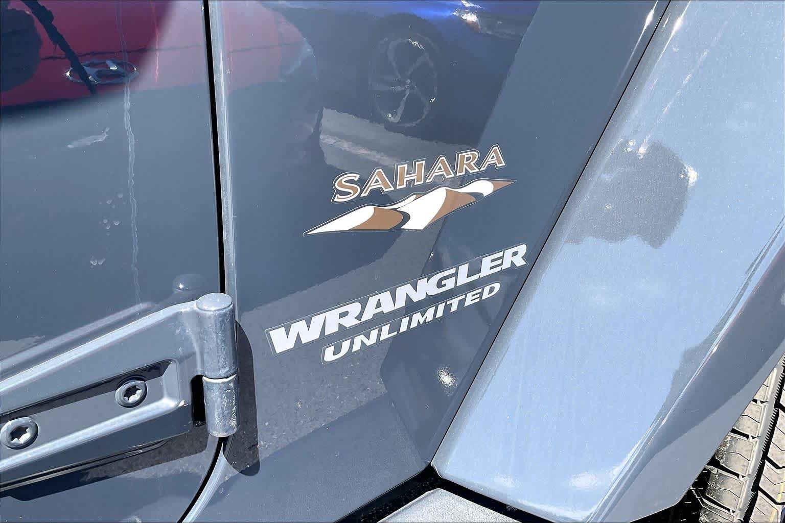 Used 2017 Rhino Clearcoat Jeep Sahara image 9