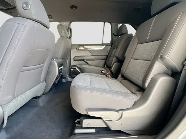 2026 GMC Acadia Elevation - Photo 17