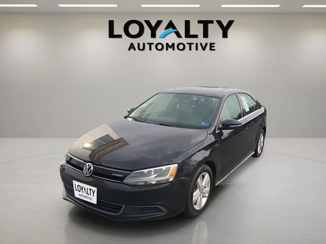 Used 2014 Black Volkswagen SEL image 2
