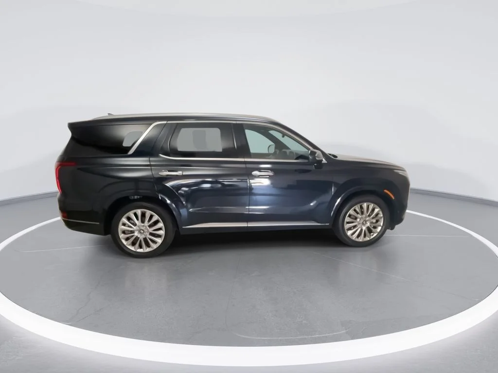 Used 2020 White Hyundai Limited image 2