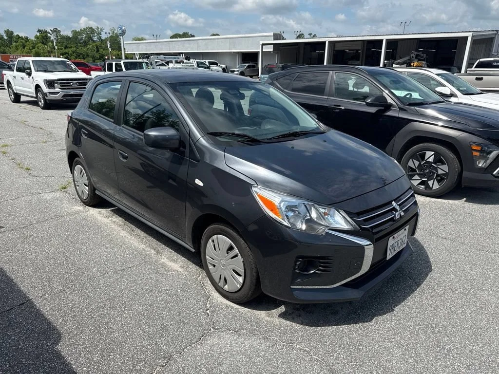 Used 2024 Gray Mitsubishi ES image 1