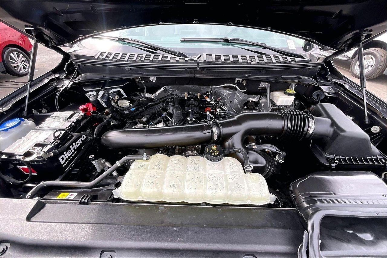 2022 Ford Expedition XLT - Photo 32