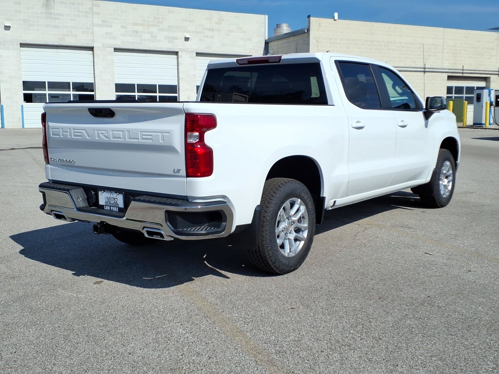 New 2026 Summit White Chevrolet LT image 14