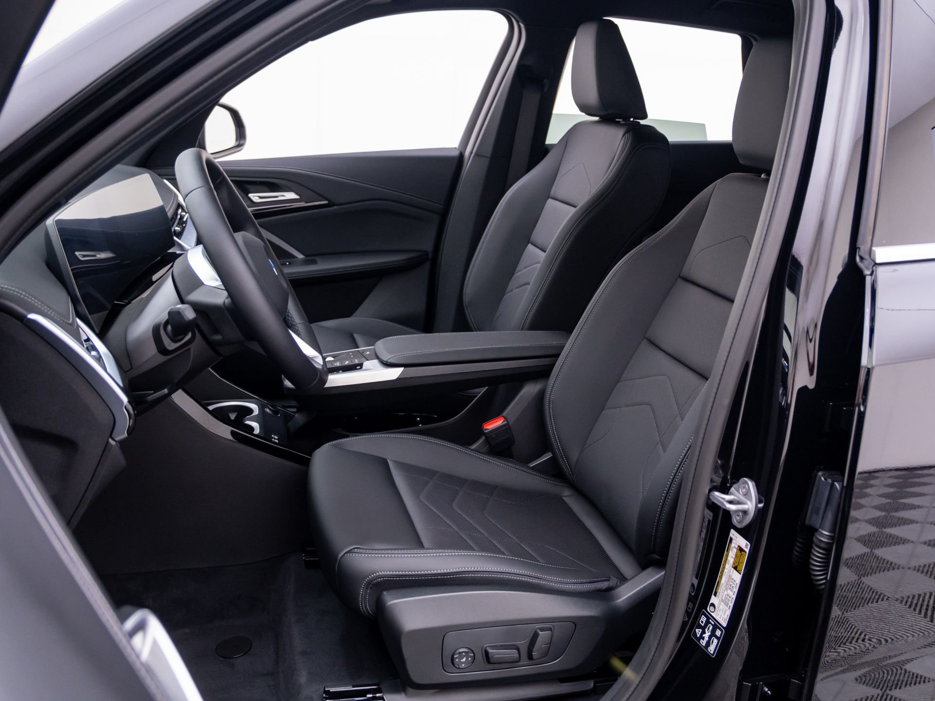 New 2027 Jet Black BMW xDrive28i image 14
