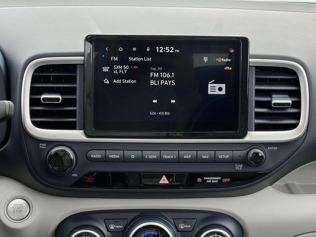 New 2025 White Hyundai Limited image 38