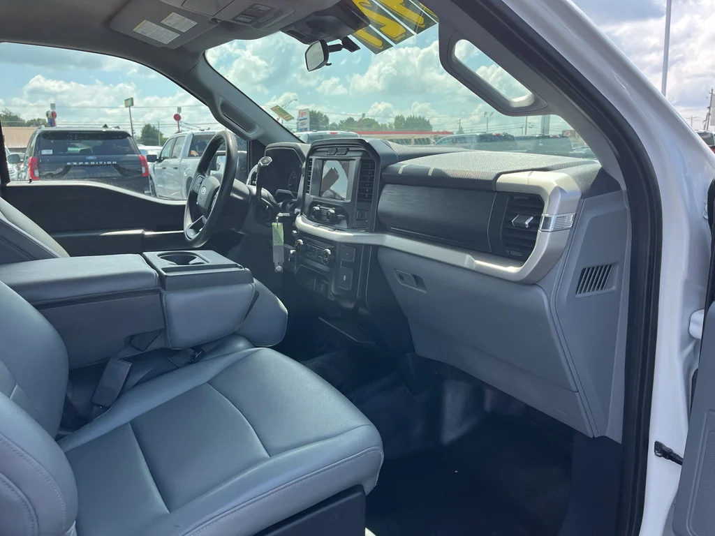 Used 2021 Oxford White Ford XL image 12