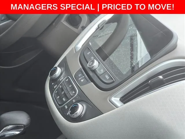 Used 2022 Gray Chevrolet LT image 30