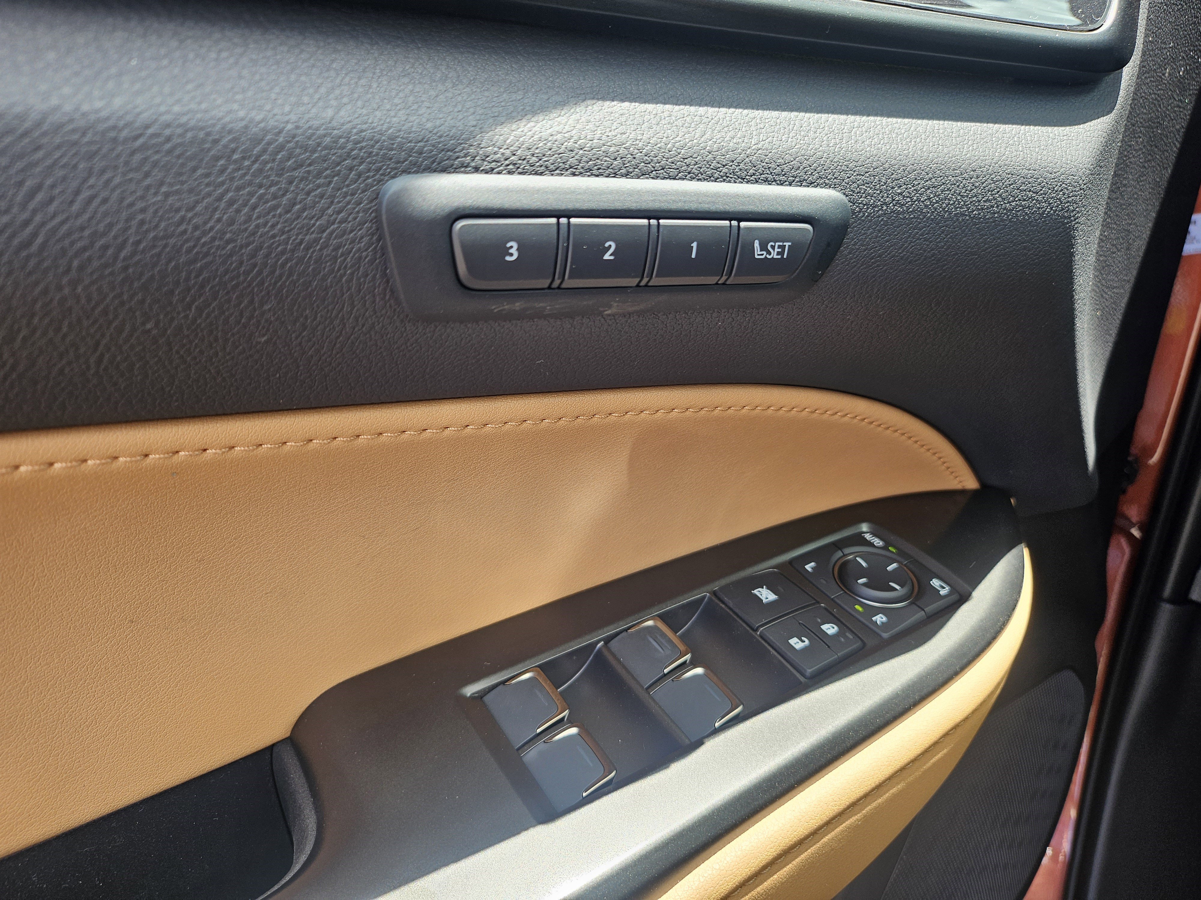 New 2026 Copper Crest Lexus PREMIUM image 15