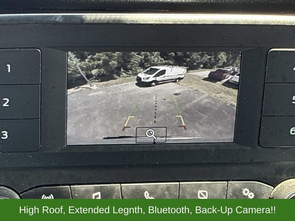 Used 2024  Ford Base image 34