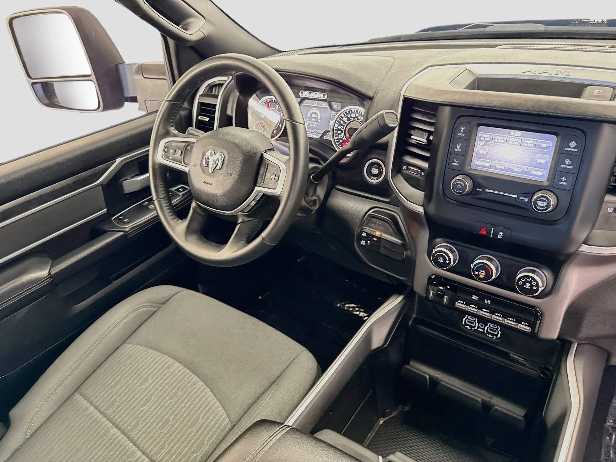 Used 2024  Ram SLT image 22
