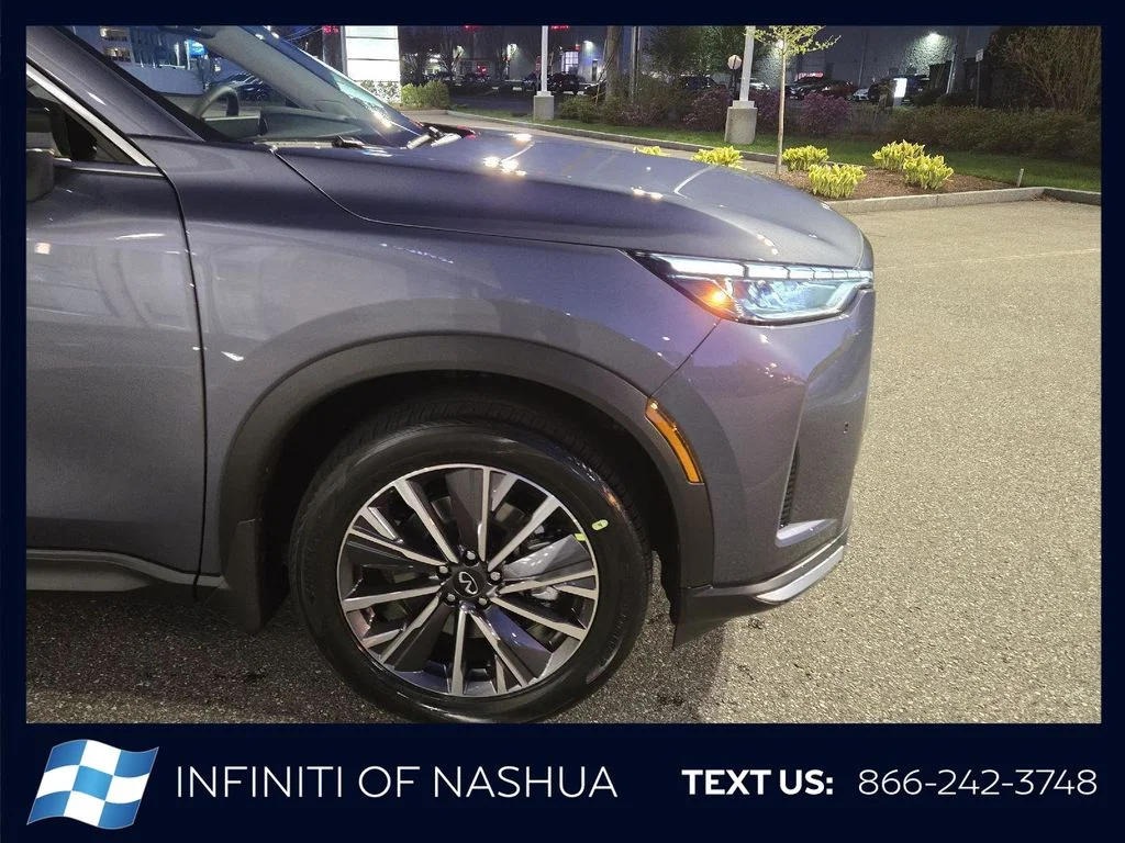 New 2027 MOONBOW BLUE INFINITI Luxe AWD image 15