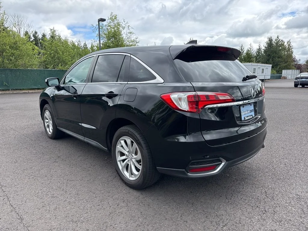 Used 2018 Crystal Black Pearl Acura Base image 5