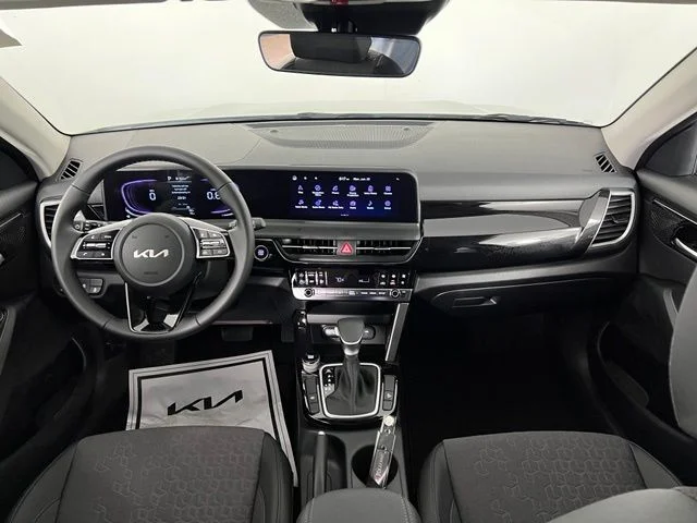 New 2026 White Kia S image 33