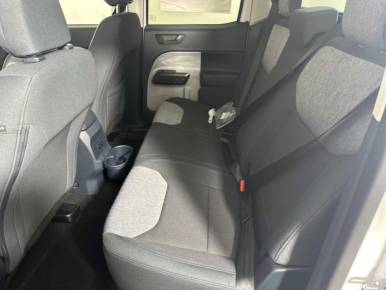 New 2026 Oxford White Ford XLT image 25