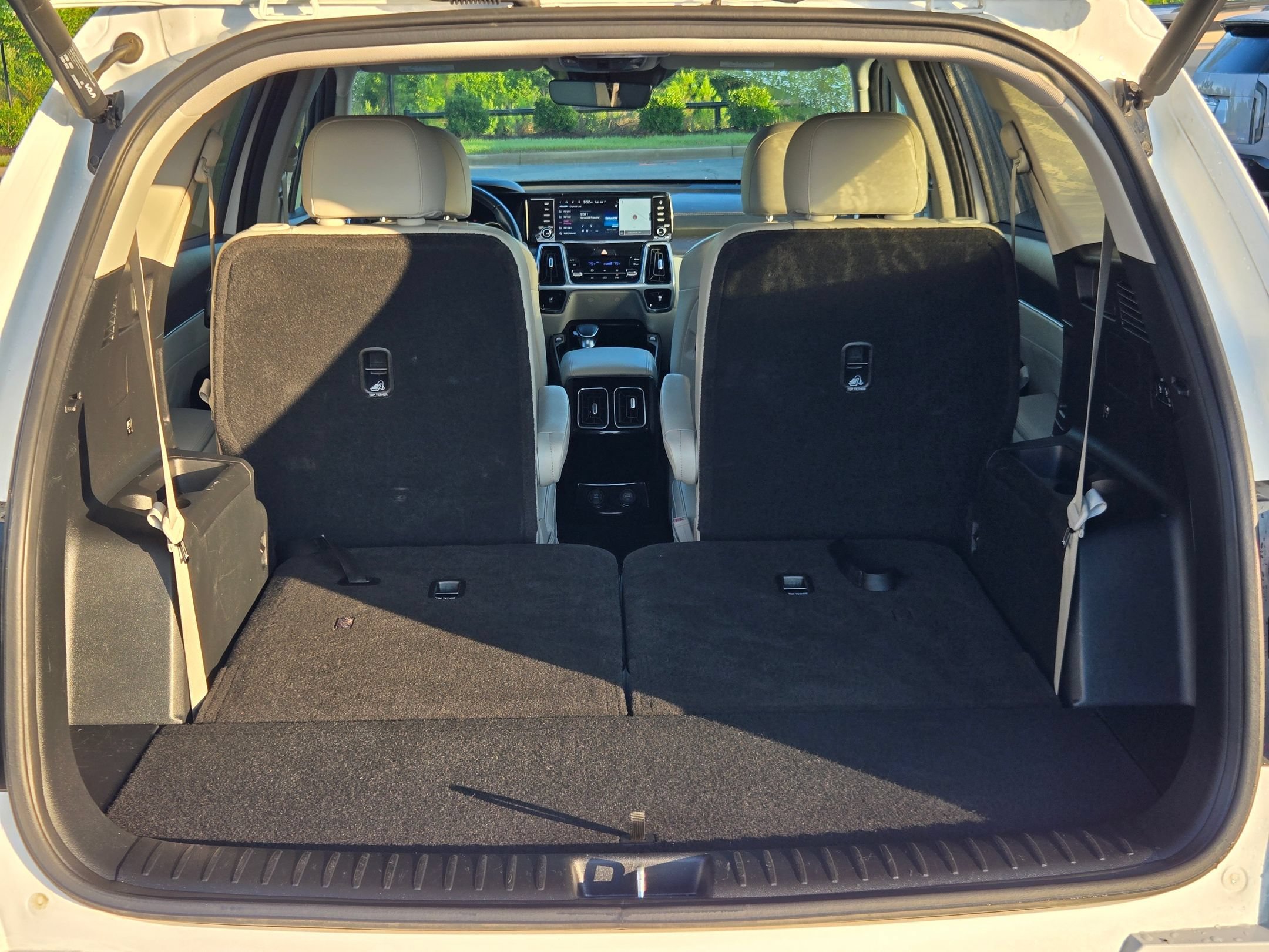 Used 2023 Glacial White Pearl Kia SX image 18