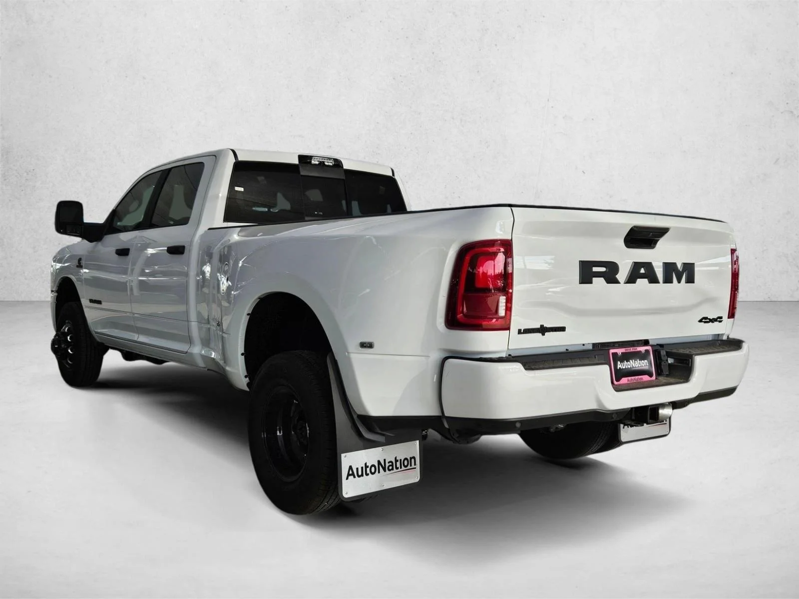 New 2026 Bright White Clear-Coat Exterior Paint RAM Lone Star image 9