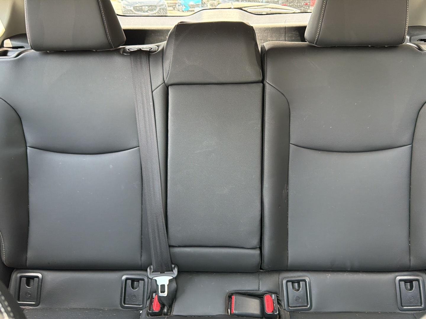 Used 2024 Wind Chill Pearl Toyota XLE image 10
