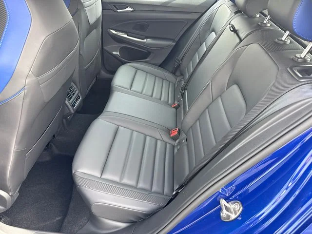 New 2026 Lapiz Blue Metallic Volkswagen 2.0T image 28