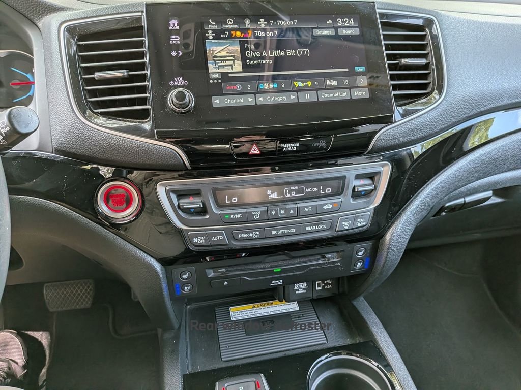 Used 2022 Gray Honda Elite image 34