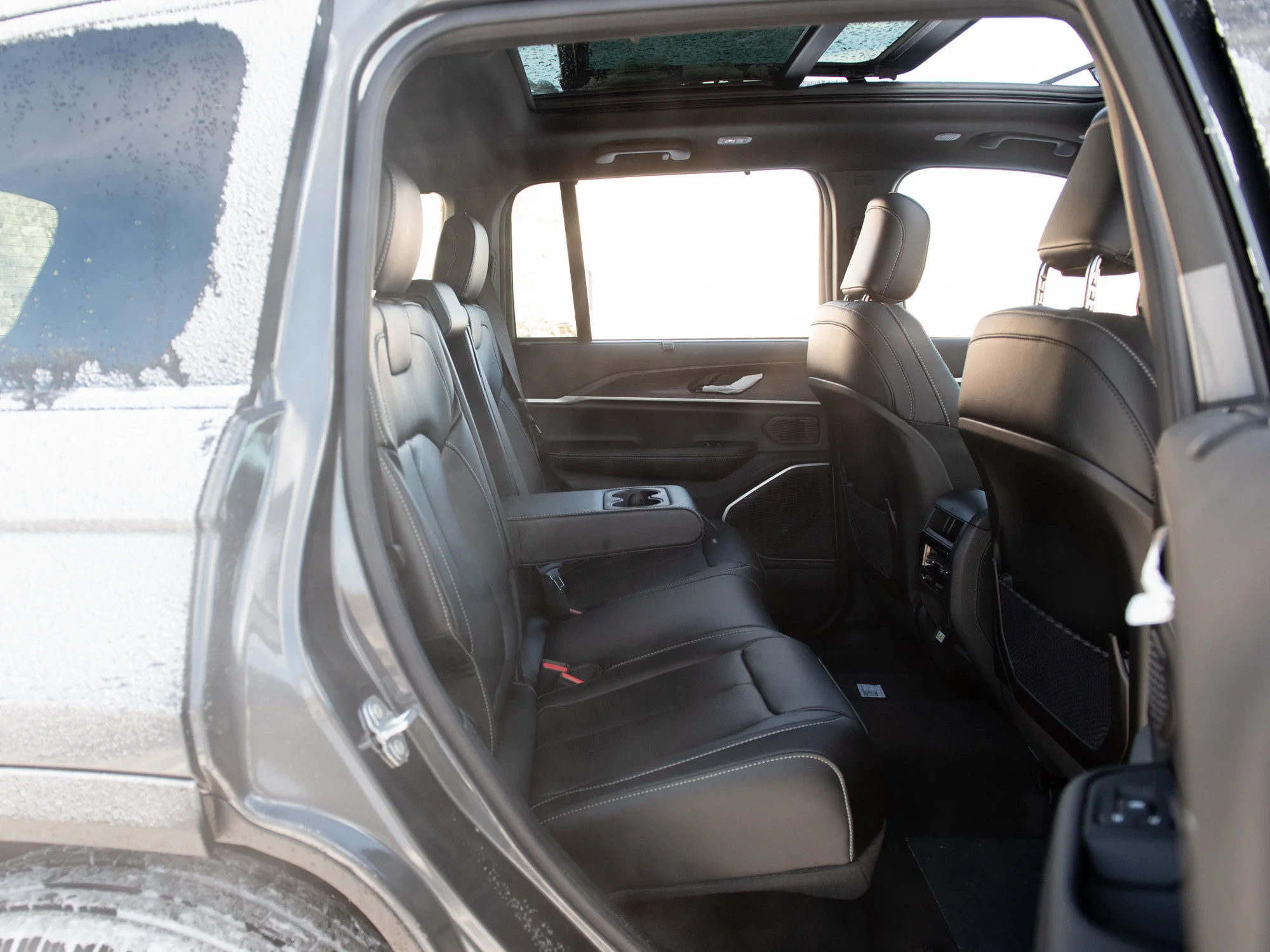 New 2025 Grey Jeep Limited* image 26