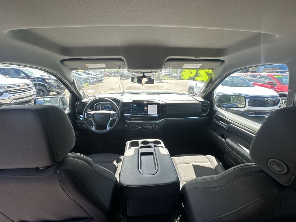 Used 2024 Lakeshore Blue Metallic Chevrolet RST image 18