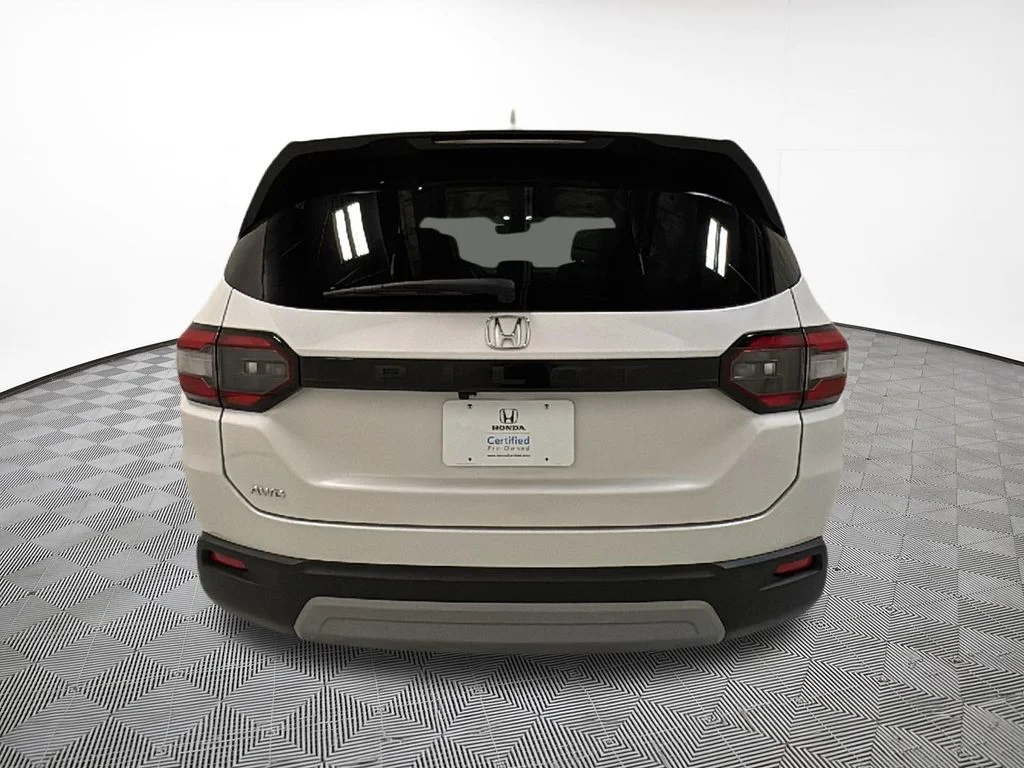 2025 Honda Pilot EX-L - Photo 10