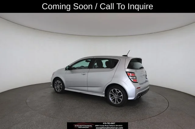Used 2017 Silver Chevrolet LT image 10