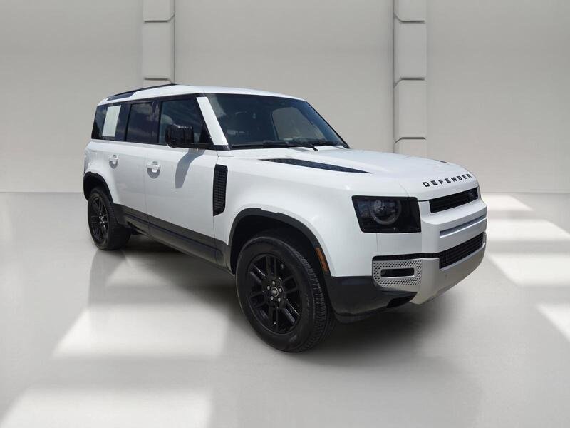 Used 2025 Fuji White LAND ROVER 110 P300 S image 7