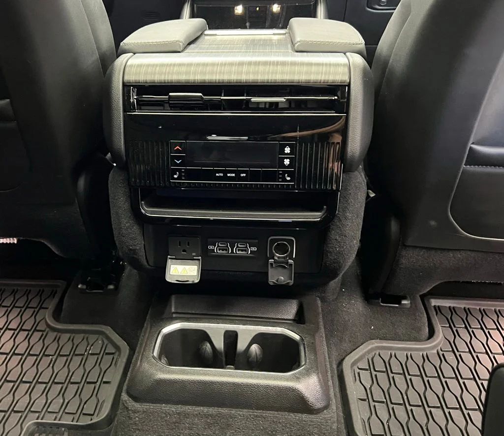 Used 2023 Silver Jeep Series III image 12