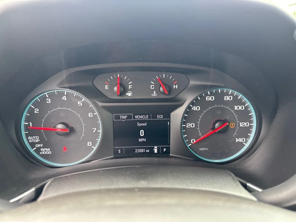 Used 2018 White Chevrolet LT image 22