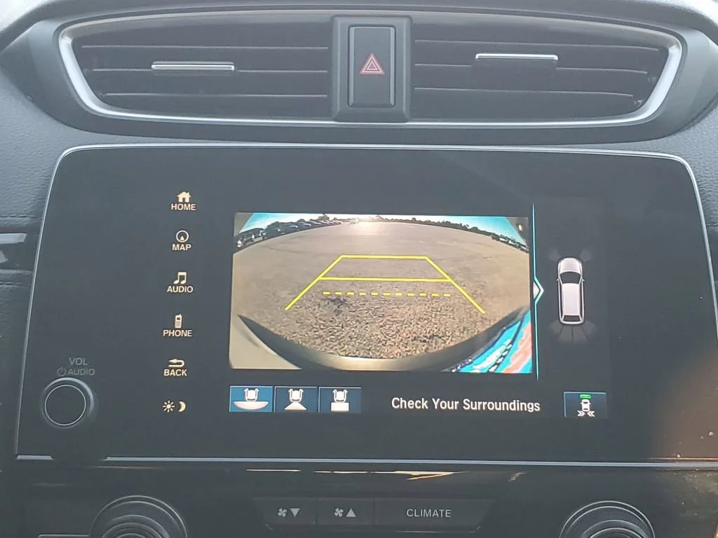 Used 2022 Silver Honda Touring image 18