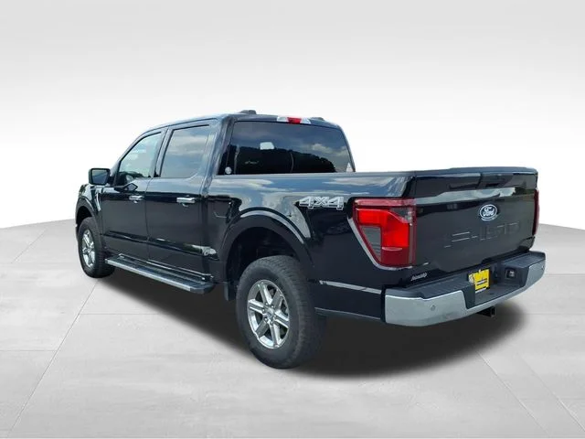 Used 2025 Black Ford XLT image 5