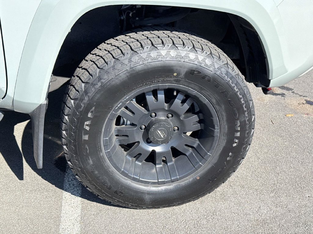 Used 2022  Toyota SR image 14