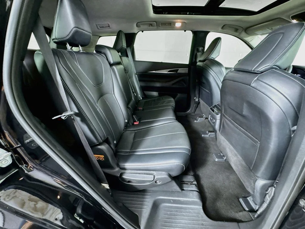 Certified Used 2023 Black INFINITI LUXE image 39
