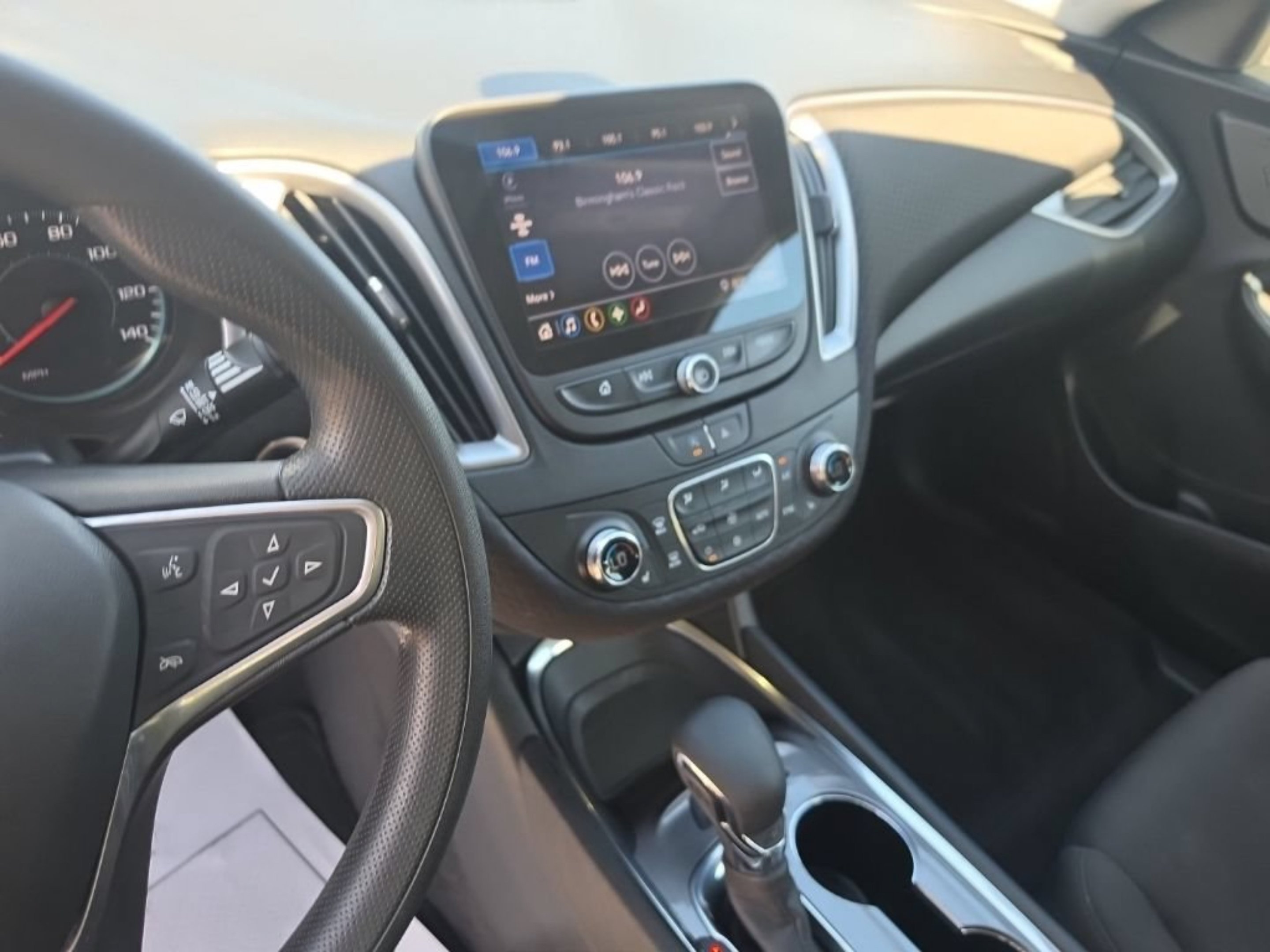 Used 2022 Summit White Chevrolet LT image 17