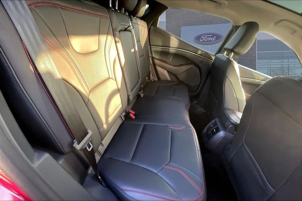 Certified Used 2025 Magenta Ford Premium image 24