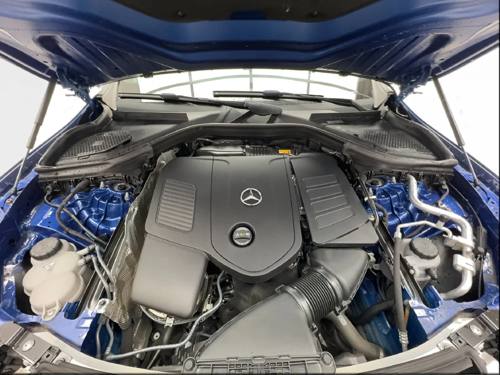 Used 2023 Blue Mercedes-Benz GLC 300 image 20