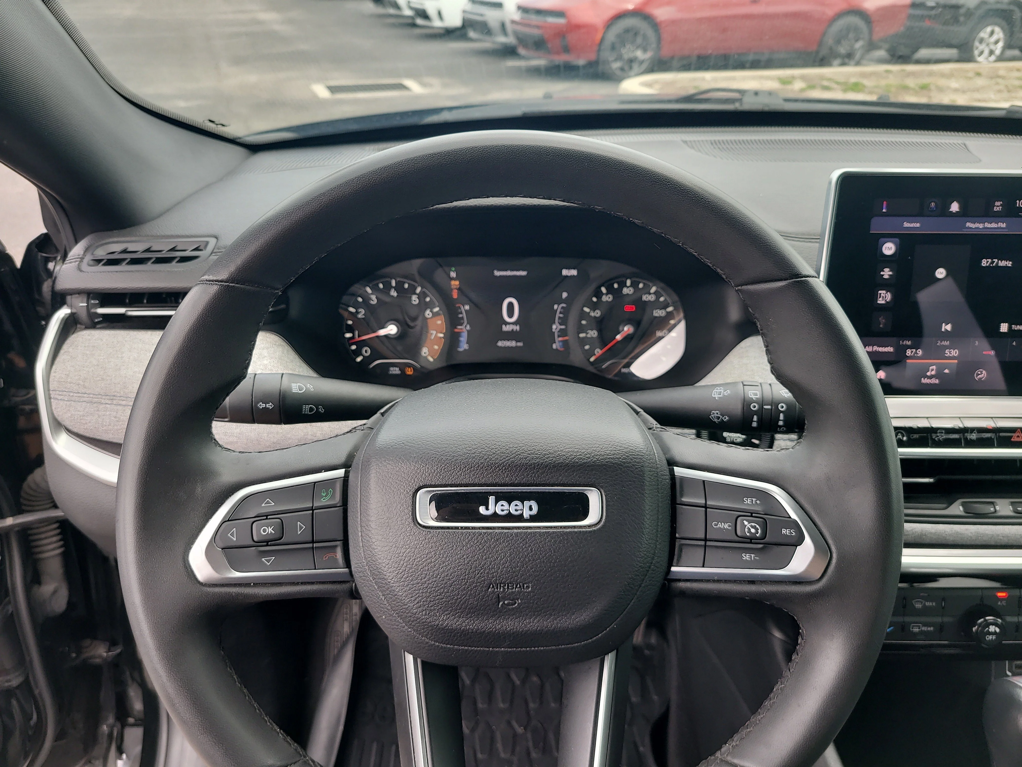 Used 2023 Diamond Black Crystal Pearlcoat Jeep Latitude image 26