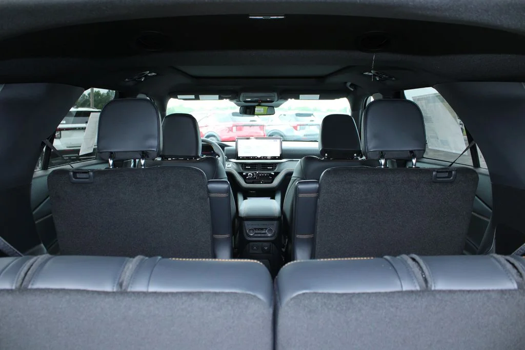 New 2026 Agate Black Metallic Ford Tremor® image 13