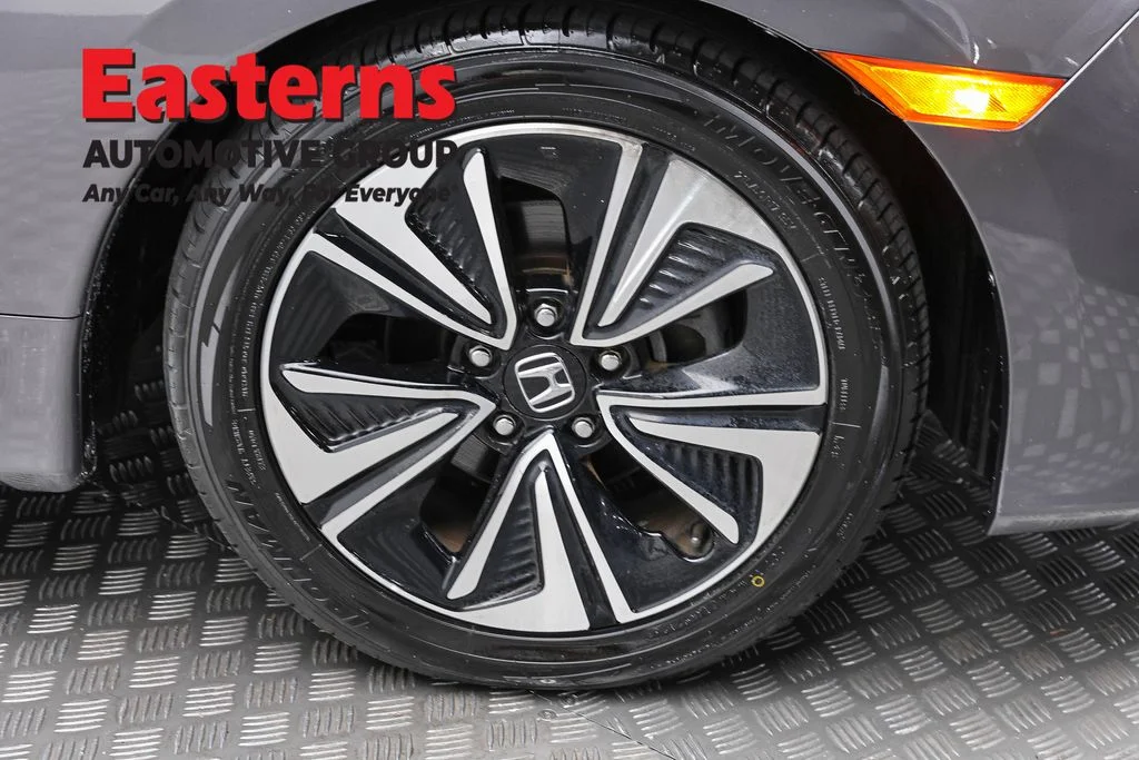 Used 2017 Gray Honda EX-T image 30