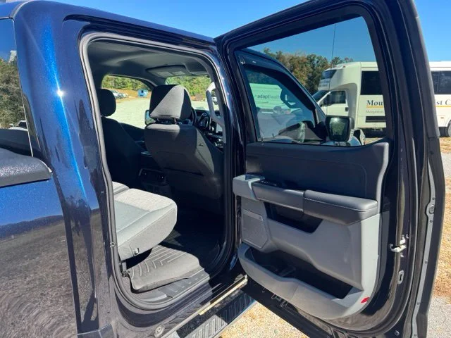 Used 2021 Blue Ford XLT image 14