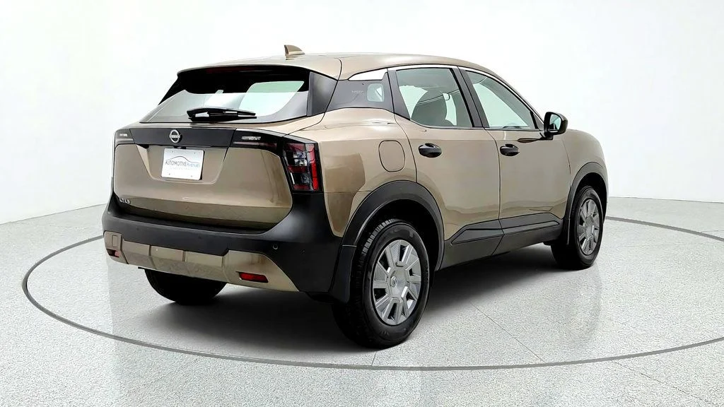 Used 2025 Canyon Bronze Metallic Nissan S FWD image 5