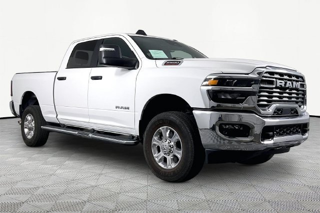 Used 2026 White Ram Big Horn image 3