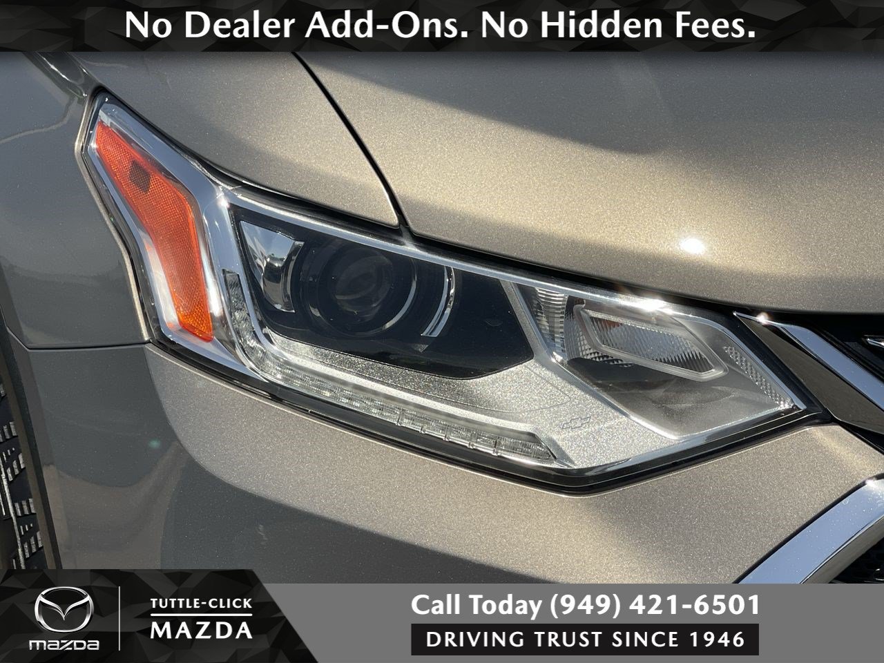 Used 2019 Pepperdust Metallic Chevrolet LT Cloth image 16