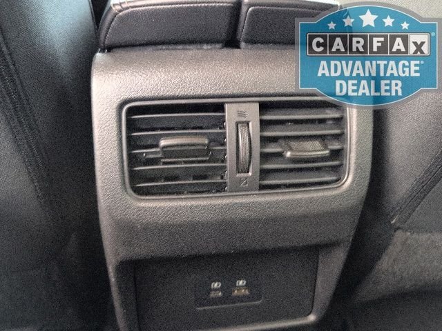 Used 2023  Nissan SV image 6